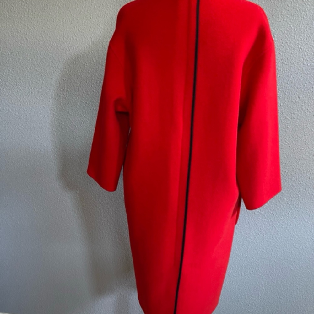 Stylish Red Coat - Picture 6 of 10